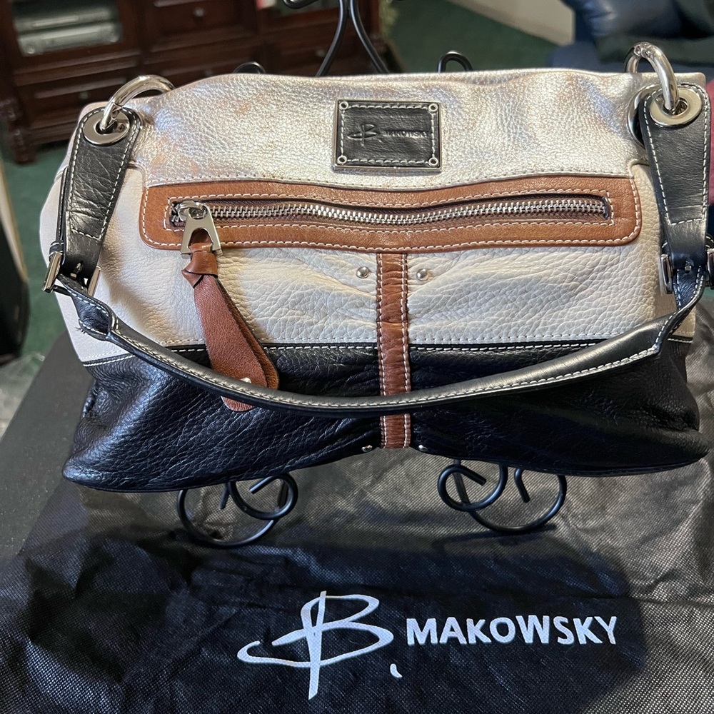 B. Mackowsky leather shoulder bag with dust bag